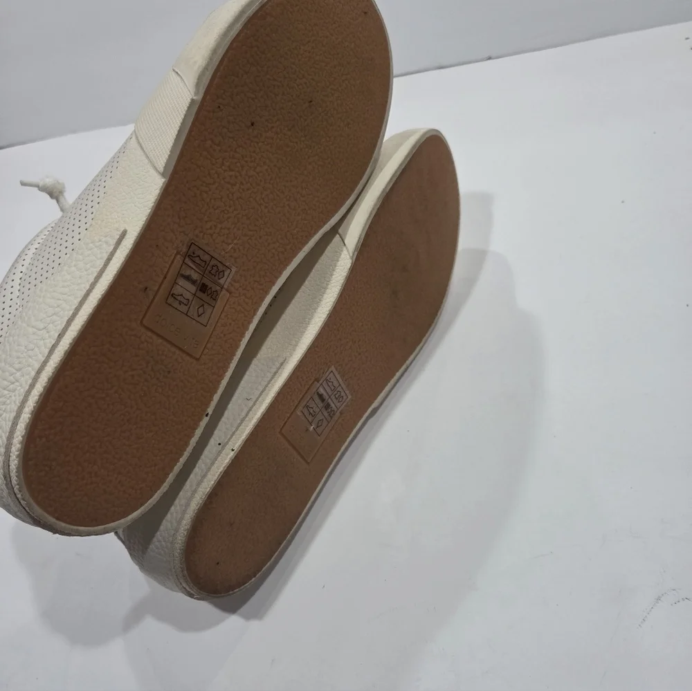 Dolce Vita White Low-Top Sneakers Sz.4
